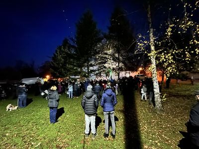 Rozsvěcení vánočního stromu – fotografie