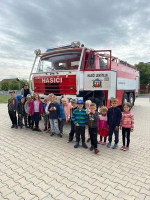 Hasiči ve škole – fotografie
