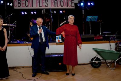 Obecní ples – fotografie